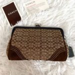 y2k COACH Vintage Brown Suede Kisslock Pouch - Image 2