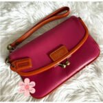 Rare y2k COACH Legacy Clutch Wristlet