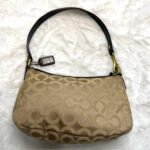 y2k COACH Brown Khaki Jacquard Baguette Bag - Image 2