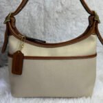 Vintage COACH y2k 2002 9123 Legacy Khaki Leather Canvas Crossbody Shoulder Bag - Image 5